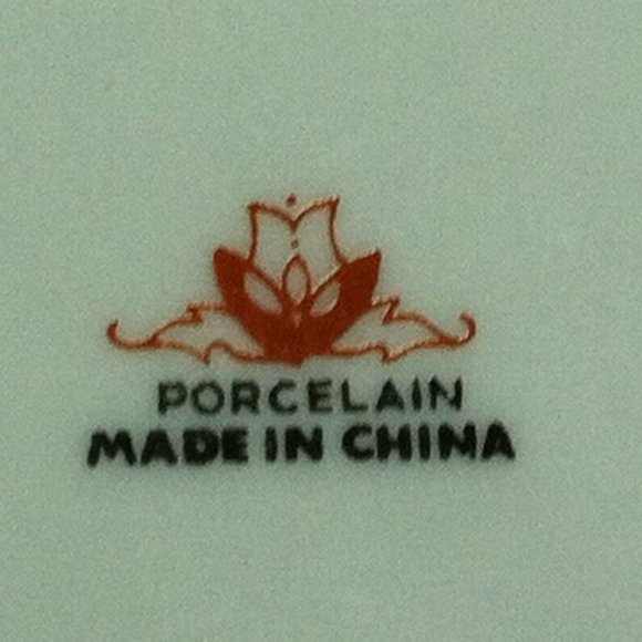 Vintage Chinese Porcelain Floral Pattern Tea Cup and Saucer - Picture 8 of 8